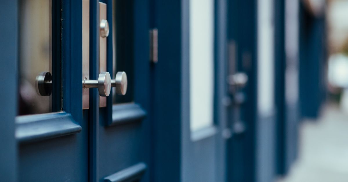 door security hardware — מנעולן בחיפה